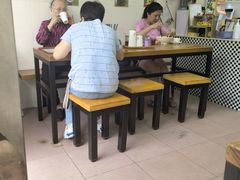 -荣晖咖啡美食(司打口店)