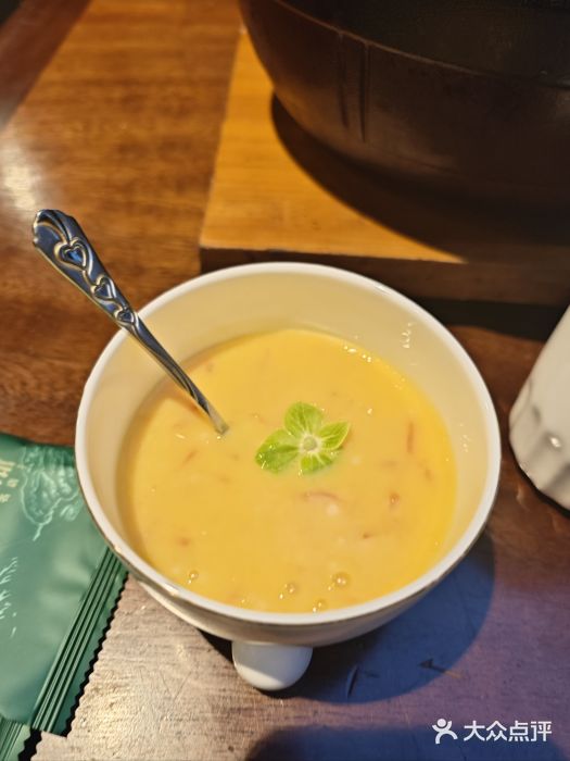 山外山·林语花园餐厅图片