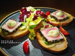 轻煎芝麻金枪鱼柚子沙律-FUTURE BAR(岭南天地店)