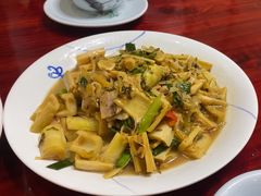 -芦茨金富饭庄·25年老字号·专做稻草鸡