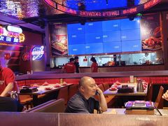 -丽伟的串·烧烤·砂锅(季景天地店)