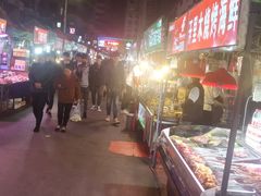-正宁路小吃夜市