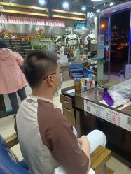 -阿兵荣辉美容理发有限公司