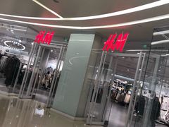-H&M(华润万象城店)