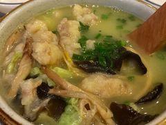 京城酥肉锅-京氣春饼(机场店)