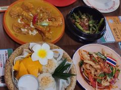 -小小集渔·泰式大排档(太古里香槟店)