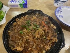 -黄记四更烤乳猪店