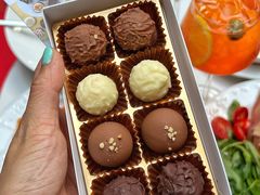 -Laderach 莱德拉(上海环贸iapm店)