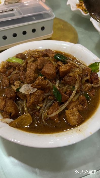 老吴起黄米饭炖羊肉剁荞面图片