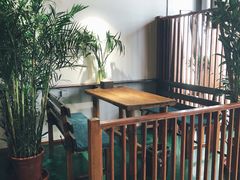-八月美食小馆(银泰城总店)