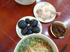 -伟记奥面馆(养育巷店)