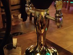 -Helens海伦司小酒馆(上海东明广场店)