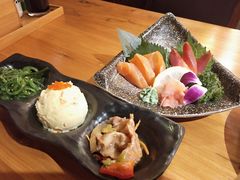 三文鱼刺身-桃太郎创作料理(大坪店)