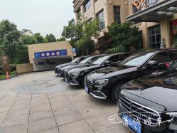 -宁波甬诚婚车(新典路店)