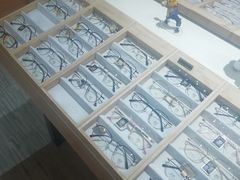 -无界眼镜MaxLess(滨江星光大道店)