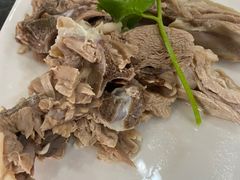 -伊源鼎盛餐饮服务有限公司