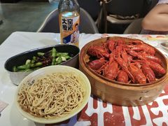 -巴厘龙虾·榜首油焖大虾(音乐学院·沿江酒馆店)
