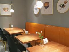 -POKEE VIA&Brunch·维娅(重庆来福士店)
