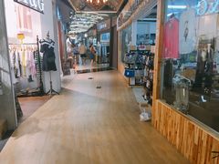 -泰州时尚莱迪购物广场(坡子街商业步行街店)