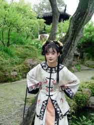-苏衣阁汉服体验馆(狮林里店)