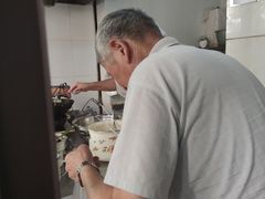 -阿婆油墩子(五里桥路188弄小区店)