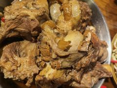 -李双猪·小龙虾·烧烤·羊肉煲(乐山店)