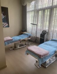 -百秀名媛纹绣美学护肤中心