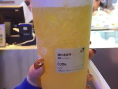 -喜茶(上海正大广场店)