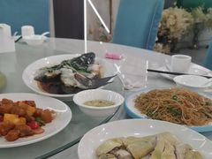 -旭璟酒家·传统粤菜·湘菜(逸景路店)