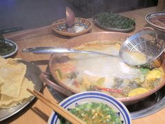 -洱火云南酸菜牛肉火锅(石景山当代商城店)