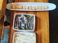 -小小河边鱼(天润城店)