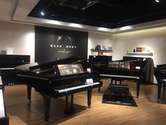 -柏斯音乐艺术中心·钢琴·吉他(上音店)