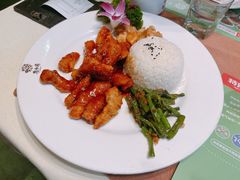 -意卡菲·欢乐聚会餐厅(华侨店)