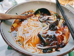 -百春原湖南牛肉粉(百联世纪店)