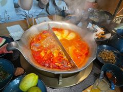 -湊湊火锅·茶憩(南京东路悦荟店)