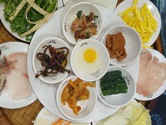 -桥香园云南过桥米线(金马碧鸡店)