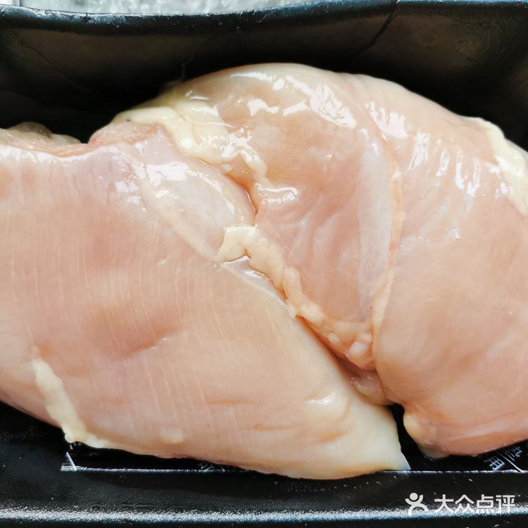 美味又减脂的秋葵鸡胸肉沙拉