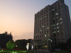 -中共上海市委党校 上海行政学院