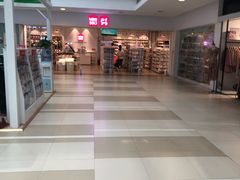 -名创优品(山东青岛市新业广场店)