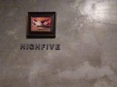 -HIGH FIVE哈福手工汉堡(桂林路店)