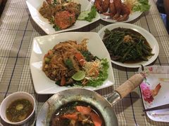 -Jungle Kitchen