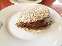 烧饼夹肘花-北京小肠陈饭庄(方庄店)