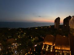 -三亚湾海居铂尔曼度假酒店