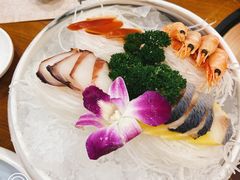 -青瓦餐厅·生鱼片·韩园烤肉(西塔店)