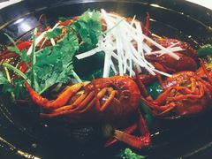 -虾弄弄海派小龙虾·牛羊蝎子火锅