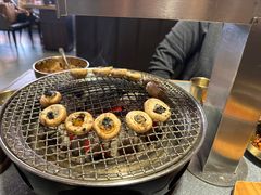 -草家酱蟹炭火烤肉店(珲春南路二店)
