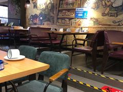 大堂-喝丢一只鞋海鲜烧烤·海肠捞饭(东关街店)