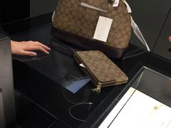 -COACH蔻驰(赛特奥特莱斯店)