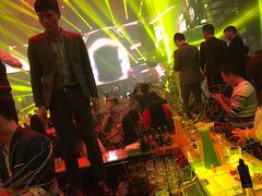 -SPACE(欢乐颂购物中心店)