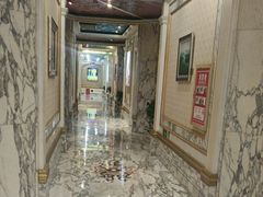 -皇宫大酒店